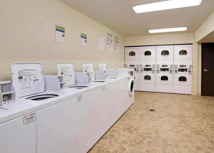 Woodspring Suites Columbus North I-270